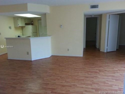 9044 W Atlantic Blvd-Unit -32C in Coral Springs, FL - Foto de edificio - Building Photo
