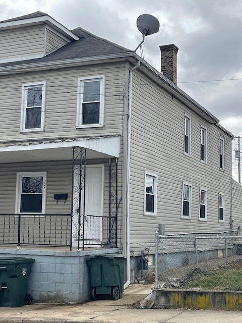 725 Claire St in Hagerstown, MD - Building Photo