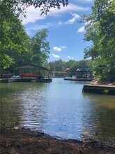 6061 Blackberry Ln in Buford, GA - Building Photo - Building Photo