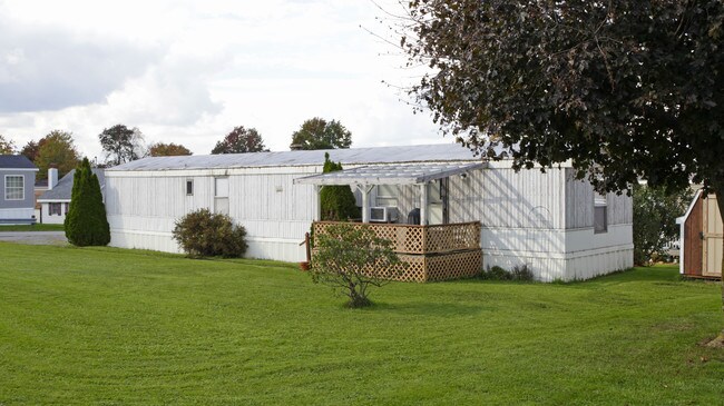 Domhoff's Mobile Home Park in Renfrew, PA - Building Photo - Building Photo