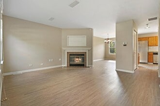 407 Ballard Dr in Algonquin, IL - Building Photo - Building Photo