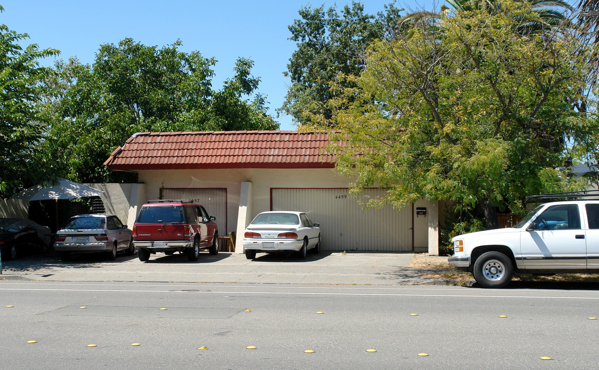 4459 Hoen Ave in Santa Rosa, CA - Building Photo