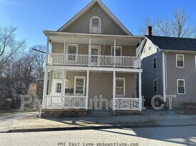 54 Roath St in Norwich, CT - Building Photo