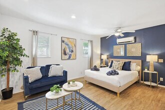 329 Blandin St in Fort Worth, TX - Building Photo - Building Photo