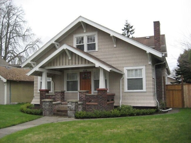518 W Pioneer Ave in Puyallup, WA - Building Photo - Building Photo