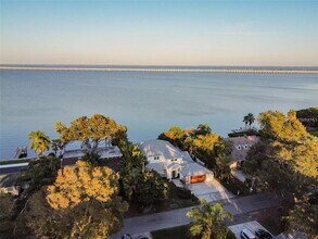 1828 Sunrise Blvd in Clearwater, FL - Building Photo - Building Photo