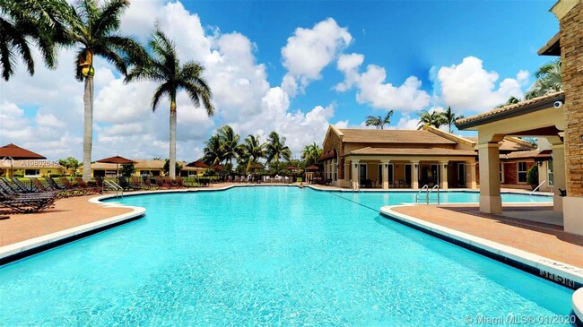 3380 NE 9th St-Unit -204 in Homestead, FL - Building Photo - Building Photo