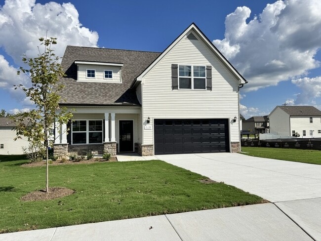 119 Millet St in Shelbyville, TN - Foto de edificio - Building Photo