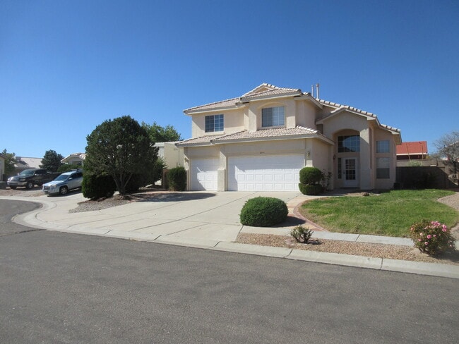 2111 Corte Del Caballo NW in Albuquerque, NM - Building Photo - Building Photo
