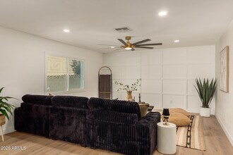 516 E Greenway Dr in Tempe, AZ - Building Photo - Building Photo