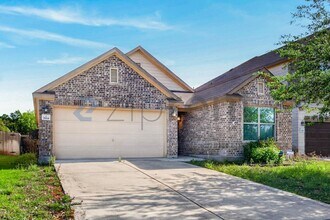 7614 Heavenly Arbor in San Antonio, TX - Foto de edificio - Building Photo