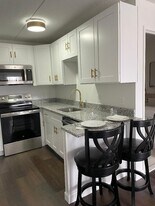 46 Cochituate Rd, Unit Unit 107 in Framingham, MA - Building Photo