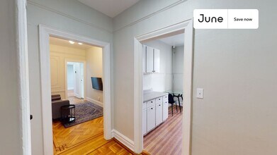 579 61st St in Brooklyn, NY - Foto de edificio - Building Photo
