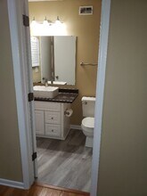 11102 Harrowfield Rd in Charlotte, NC - Foto de edificio - Building Photo