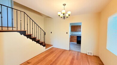 3226 Washington St in Alameda, CA - Building Photo - Building Photo