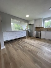 12226-12244 244 St in Maple Ridge, BC - Building Photo - Building Photo