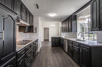 1319 Birkenhead Ct in Dallas, TX - Building Photo - Building Photo
