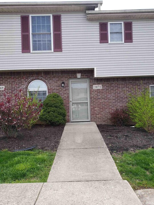 3471 S Oaklawn Cir in Bloomington, IN - Building Photo