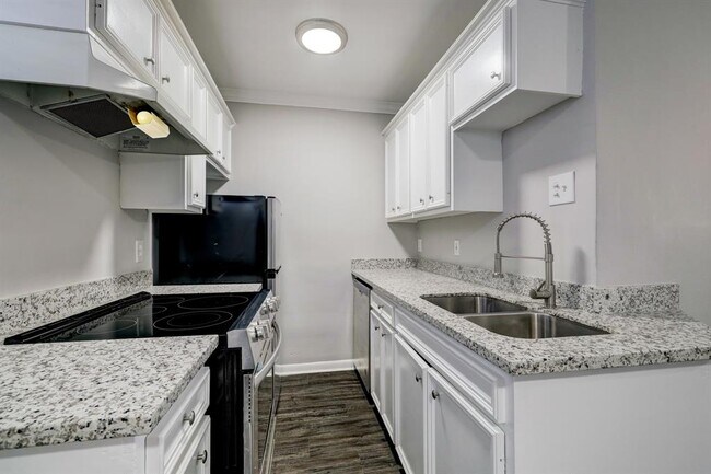 3618 Garrott St in Houston, TX - Building Photo - Building Photo