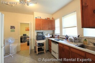 8 Forest St in Cambridge, MA - Building Photo - Building Photo