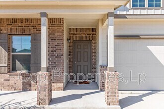 5103 Topaz Bnd in San Antonio, TX - Building Photo - Building Photo