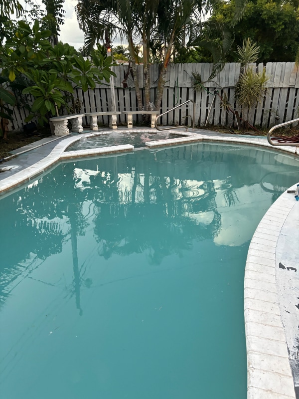 3721 NE 13th Ave in Pompano Beach, FL - Foto de edificio - Building Photo