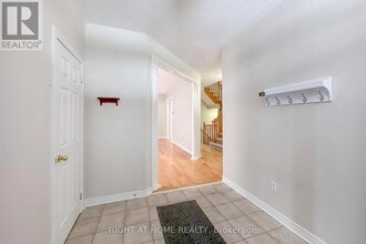 64 Chimney Hill Way in Port Perry, ON - Building Photo - Building Photo