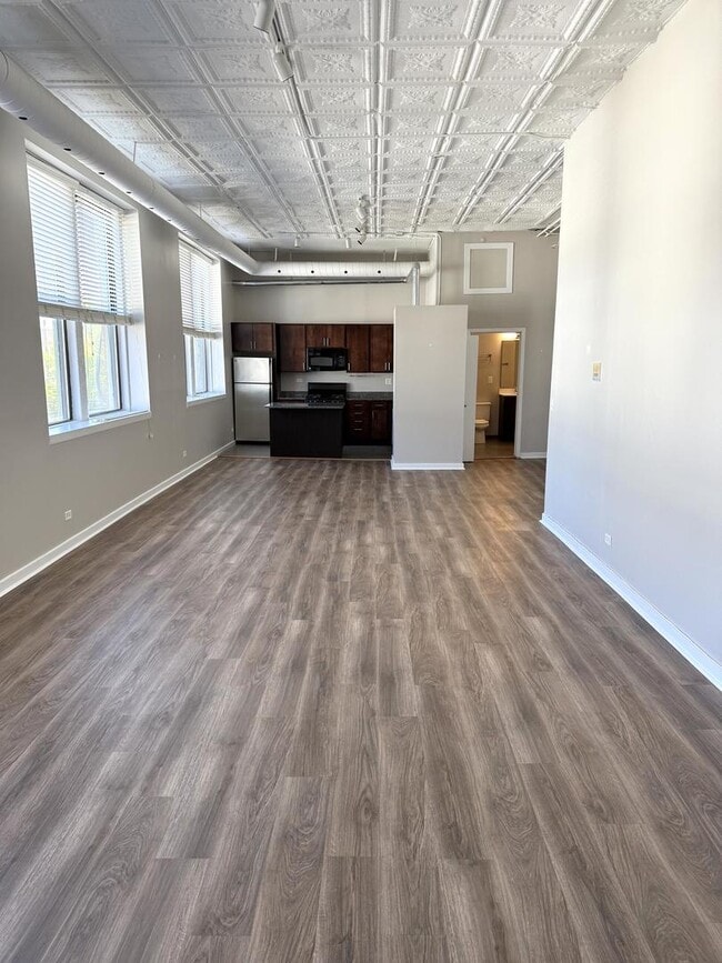 1471 N Milwaukee Ave in Chicago, IL - Building Photo - Building Photo