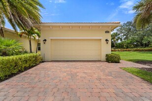 17132 SW Ambrose Way in Port St. Lucie, FL - Building Photo