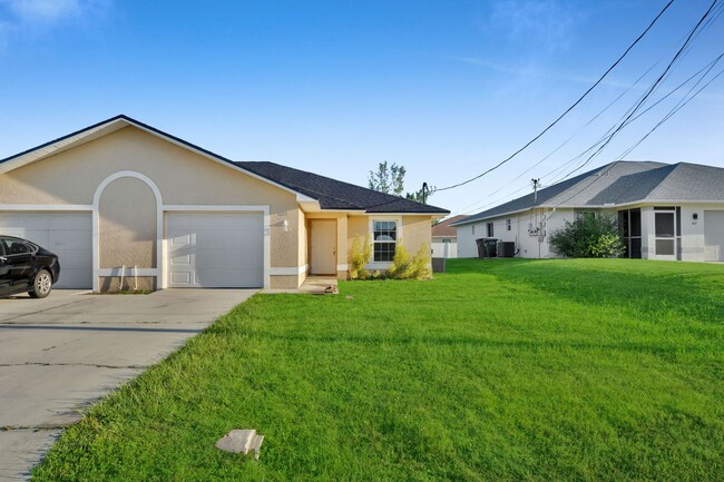 property at 1621 SW 33rd St