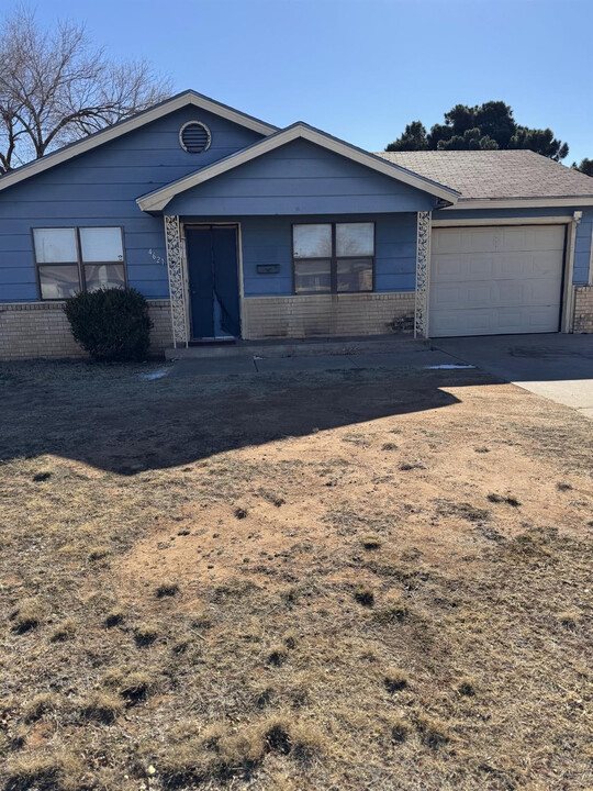 4621 38th St in Lubbock, TX - Building Photo