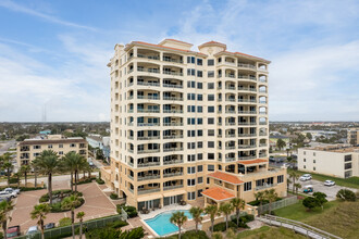 Costa Verde Condominiums in Jacksonville Beach, FL - Building Photo - Building Photo