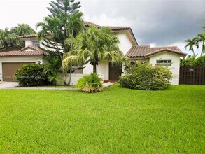 15591 SW 45th Terrace in Miami, FL - Building Photo - Building Photo