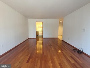 2018-32 Walnut St in Philadelphia, PA - Building Photo - Building Photo