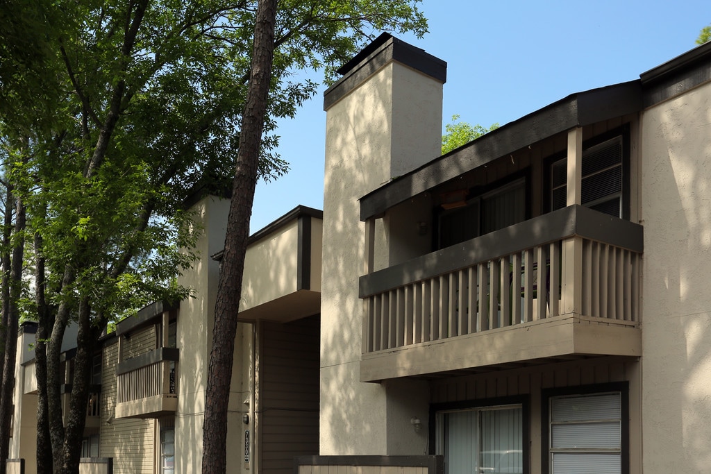 The Park at Forest Oaks Tulsa, OK Apartments