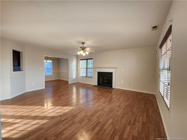 2305 Gray Goose Loop in Fayetteville, NC - Building Photo - Building Photo