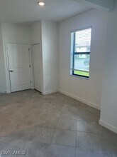 14231 Pine Lodge Ln in Ft. Myers, FL - Foto de edificio - Building Photo