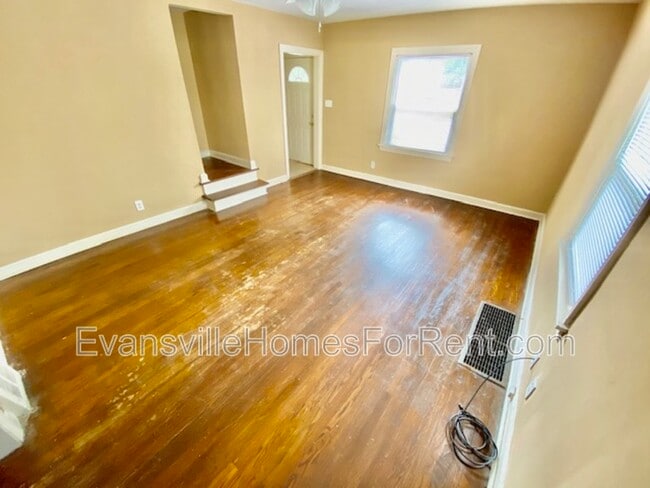 1226 S Roosevelt Dr in Evansville, IN - Building Photo - Building Photo