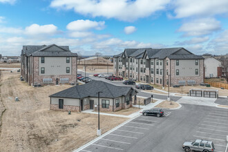 Claremore Flats in Claremore, OK - Building Photo - Building Photo