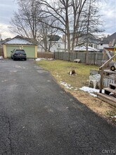 110 Clinton Pl in Utica, NY - Building Photo - Building Photo