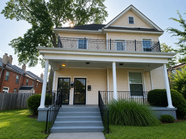 property at 44 N Belvedere Blvd