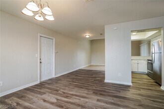 2044 NE 20th Terrace in Cape Coral, FL - Building Photo - Building Photo