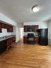 62 Sterling St in Worcester, MA - Building Photo - Building Photo