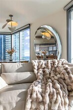 1000 Auahi St in Honolulu, HI - Building Photo - Building Photo