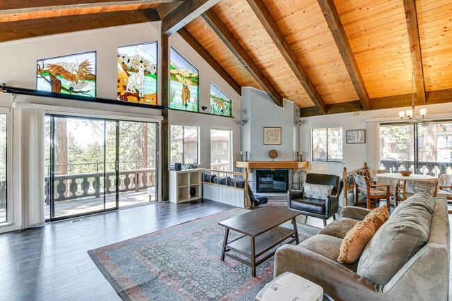 property at 1286 Timber Ln