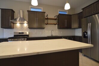 1440 W Melrose St, Unit 2 in Chicago, IL - Foto de edificio - Building Photo