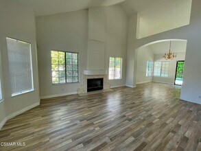 5580 Eagle Point Cir in Westlake Village, CA - Building Photo - Building Photo