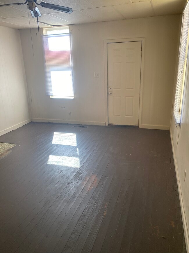 362 E Markison Ave in Columbus, OH - Building Photo - Building Photo