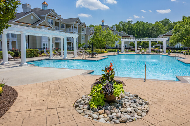 Fenwyck Manor Apartments