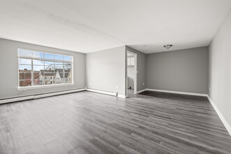 206 Laurel St, Unit A6 in Hartford, CT - Foto de edificio - Building Photo